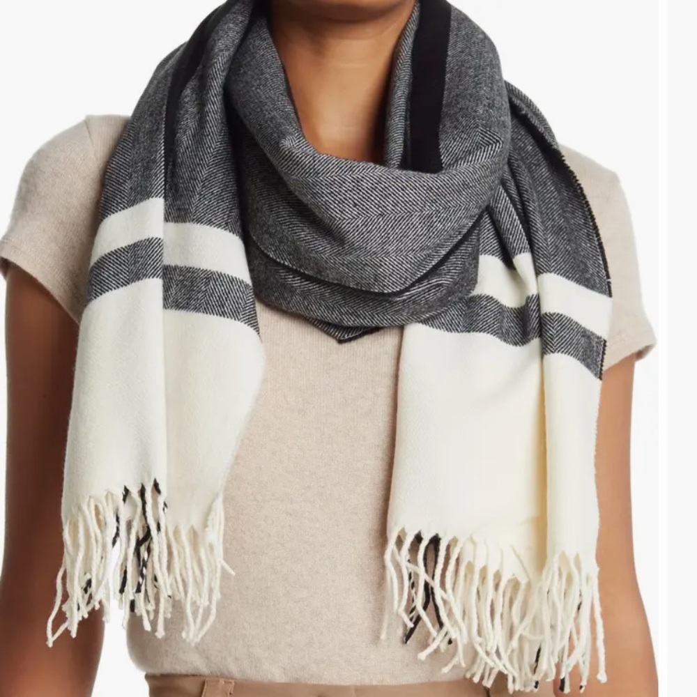 Flecked Herringbone Scarf